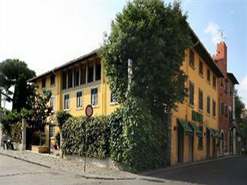 Hotel Ariston Pisa Bagian luar foto