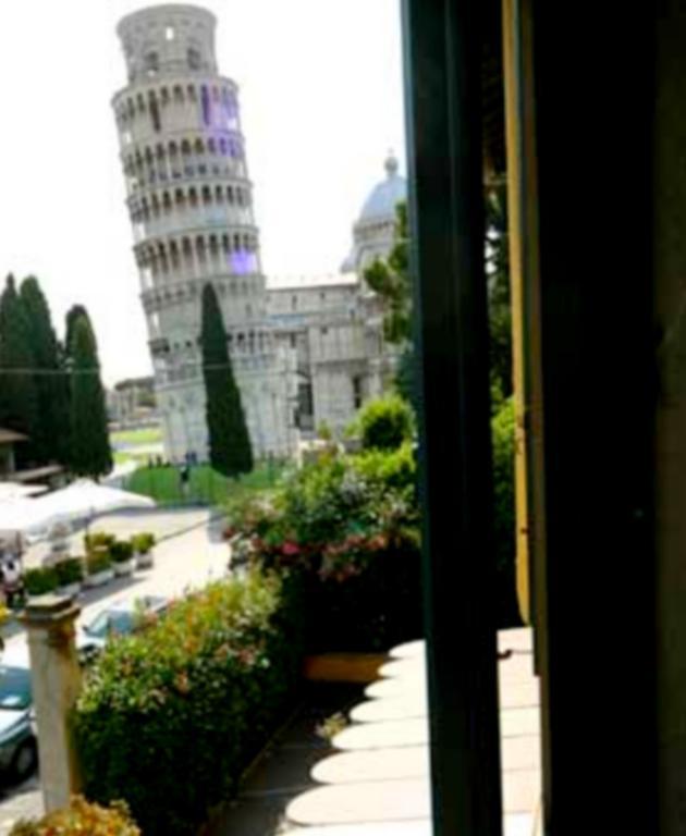 Hotel Ariston Pisa Bagian luar foto